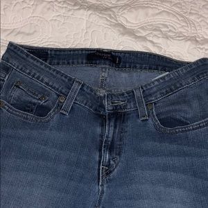 Levi’s 518 Super low Jeans.